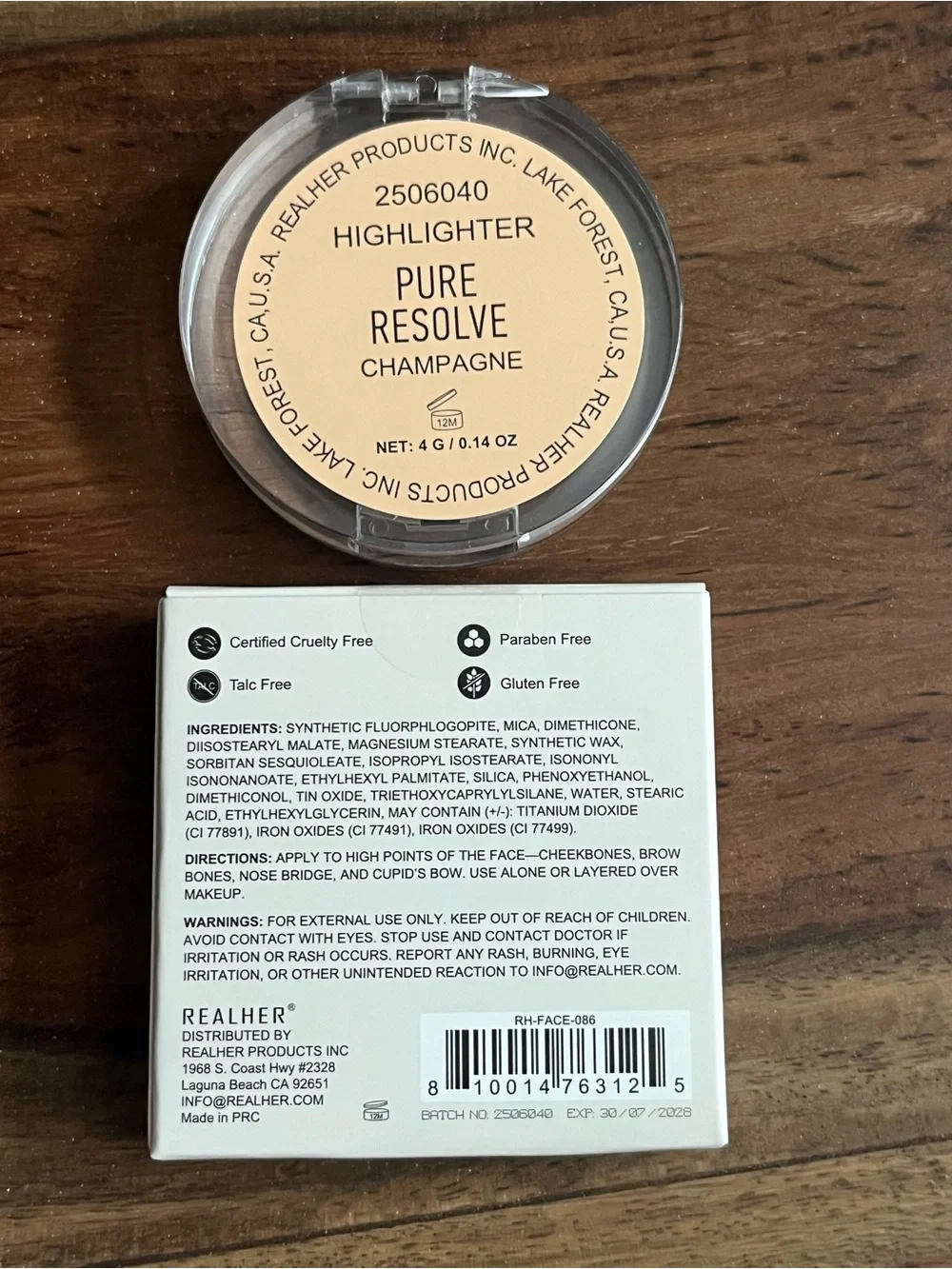 TWO RealHer Pure Resolve Highlighter - Champagne Glow